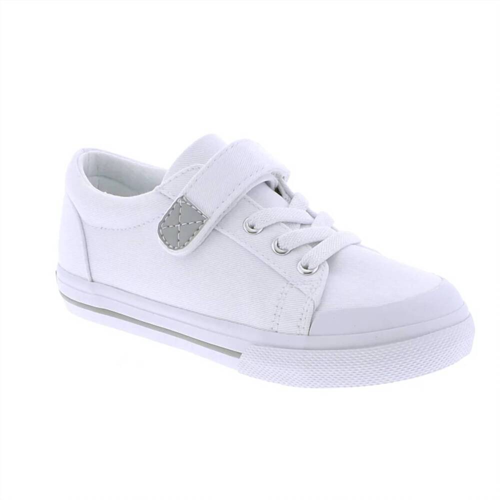NEW FOOTMATES kids' jordan sneaker in white